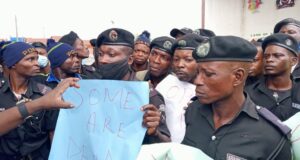 Police Constables protest, say motorcyclists sleeping with wives