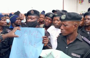 Police Constables protest, say motorcyclists sleeping with wives