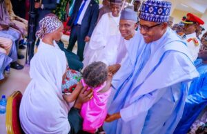 Buhari meets freed train passengers in Kaduna