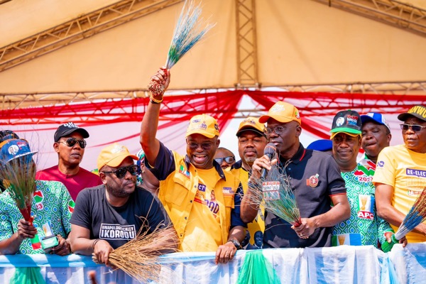Sanwo-Olu at APC rally in Lagos Sanwo-Olu
