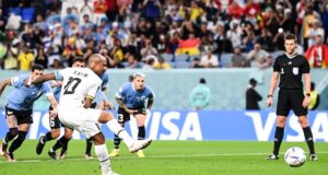 Uruguay defeat Ghana 2-0, crashed out of World Cup Uruguay