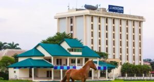 Wike revokes Rivers hotel C of O after Atiku’s associates’ meeting Wike