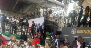 PHOTOS: Aggrieved PDP Govs storm Ibadan for Makinde’s campaign Aggrieved PDP Governors