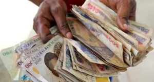 Naira starts 2026 strong, gains ₦4.90 at official market Deadline, Naira