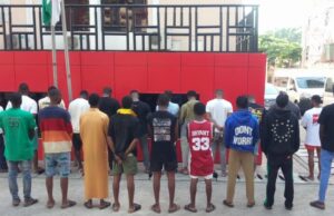 EFCC nabs 21 Yahoo Boys in Abuja, seizes cars, phones, laptops