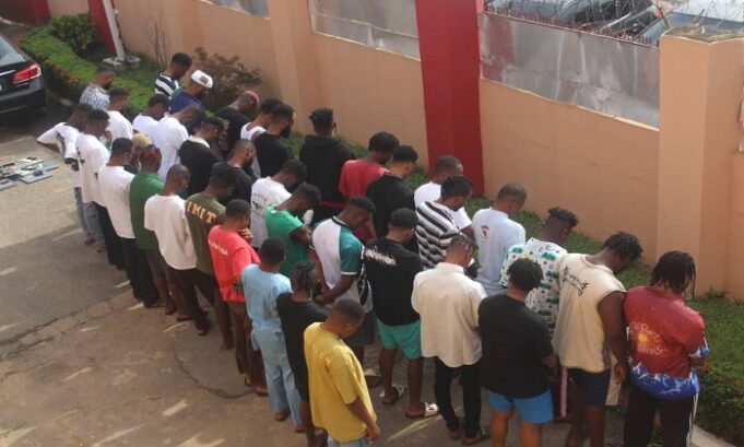 Arrested internet fraudsters in Edo EFCC internet fraudsters