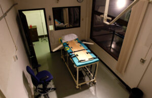 Malaysia ends mandatory death penalty for crimes