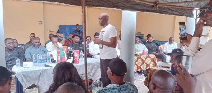 APC members in Ika Federal Constituency in Delta State with Ebie Ebie