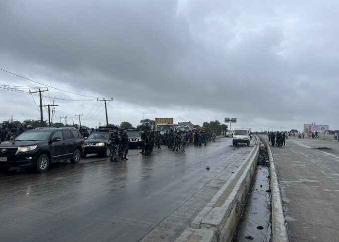 Mile 2 clash Taskforce