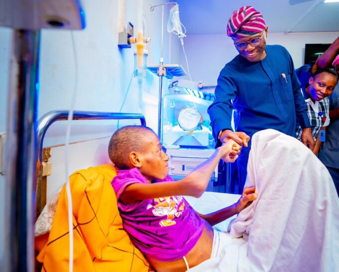 Sanwo-Olu and boy with missing intestine at LASUTH Sanwo-Olu LASUTH