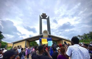 OAU students protest transport shortage, demand buses on campus