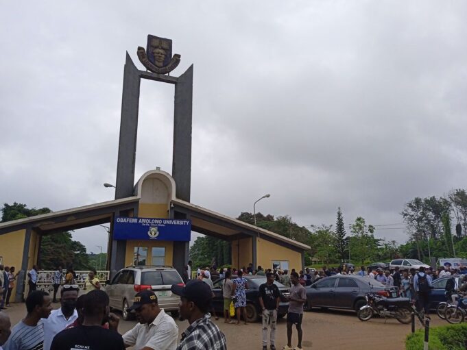 OAU students protest tuition hike OAU students