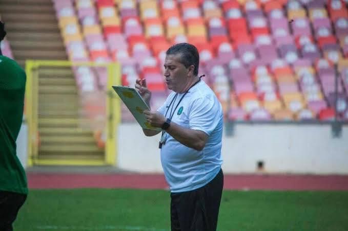 Super Eagles coach, Jose Peseiro Peseiro