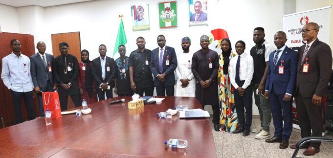 Convicted internet fraudsters