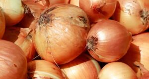 Farmers warn of possible onion price surge ahead of Christmas Soup
