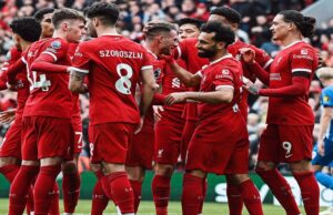 Everton deal Liverpool big blow, threatens Premier League title hopes Liverpool