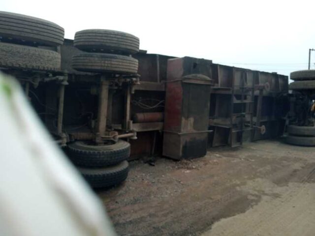 Petrol truck crushes six to death in Ibadan Truck, Travellers