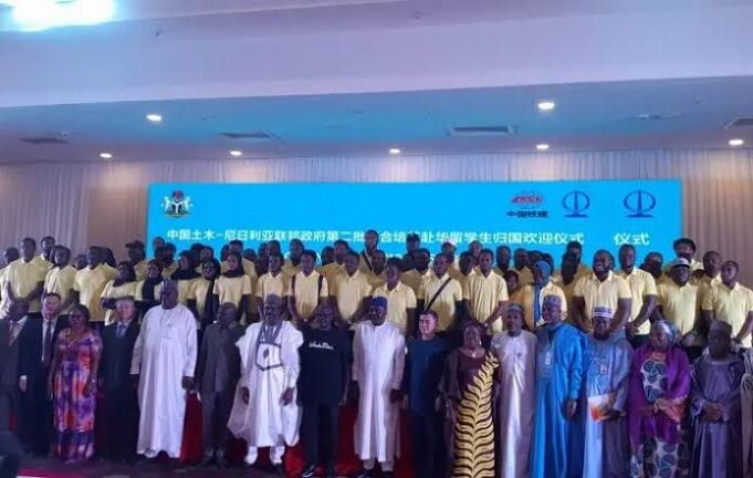 CCECC offers automatic jobs to 190 Nigerian graduates CCECC