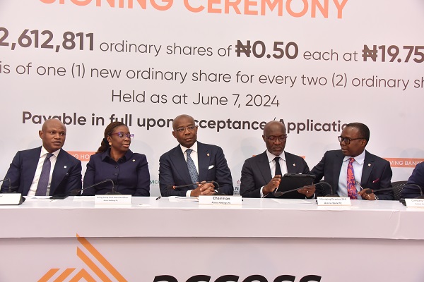 Access Bank holds signing to raise N351bn rights issue Rights issue