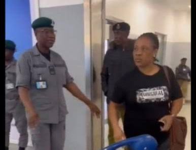 Woman whho tore husband’s passport at Lagos airport Passport at Lagos airport