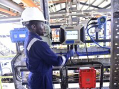 Yuletide: Dangote refinery reduces petrol price to N699 Dangote refinery, NNPCL