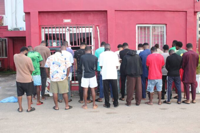 EFCC arrests 24 internet fraudsters in Edo EFCC
