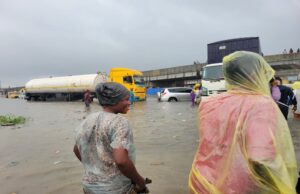 Heavy rain leaves Lagos commuters stranded, hikes transport fares Lagos, Areas