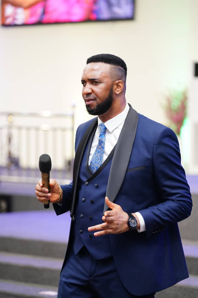 Pastor Chris Okafor Steve Jobs, Church