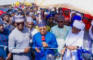 Uba Sani inaugurates 12 road projects on Xmas Eve Sani