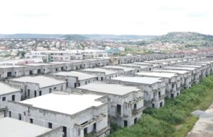 Top govt official forfeits 753 duplexes, apartments to FG EFCC, Forfeiture
