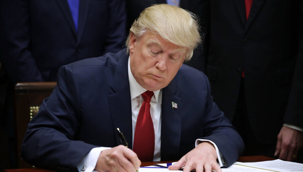 Trump freezes $2.1bn Chicago transit funding Attorney general, Visas, Chicago, Trump