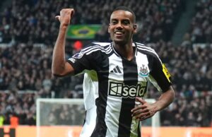 Liverpool agree record deal to sign Isak from Newcastle Isak, Car, Arsenal