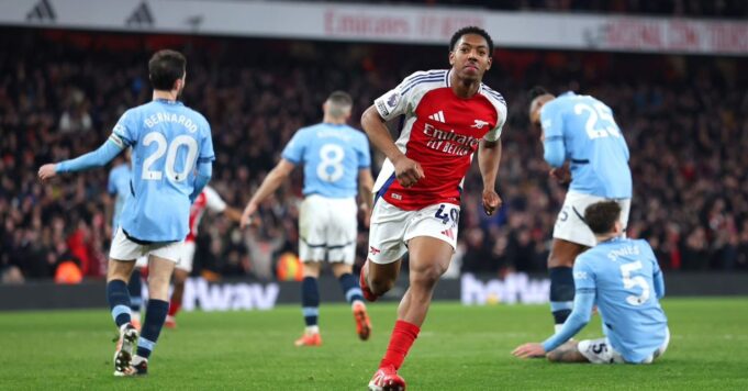 Arsenal vs Manchester City in Premier League Premier League