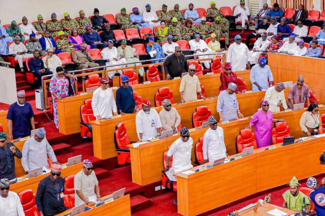 Lagos lawmakers order suspension of Makoko demolitions Lagos Assembly