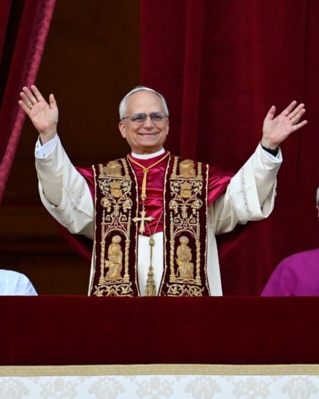 Pope Leo dismisses Trump clash, reaffirms peace message Pope Leo
