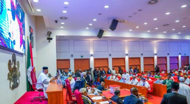 Senate amends rules, excludes new senators from leadership races