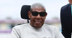 Former England fast bowler Lawrence dies at 61