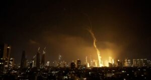 Iran fires missiles across Middle East as Trump threatens oil hub Israel, Ballistic missiles