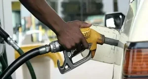 Dangote Refinery hikes petrol price to N875