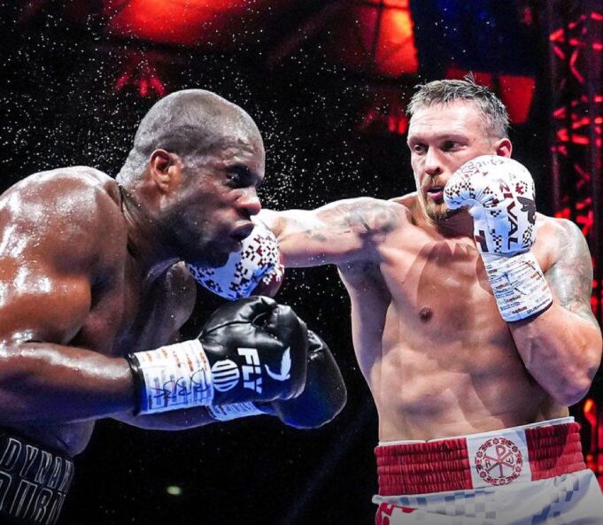 Usyk beats Dubois to become world heavyweight champion Usyk