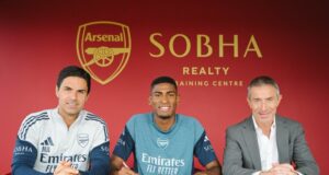 Arsenal sign Mosquera from Valencia Mosquera