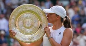 Swiatek beats Anisimova to win first Wimbledon title Swiatek