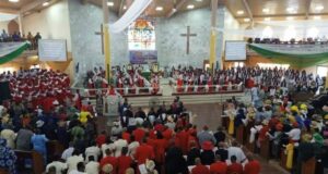 Anglican Church bans politicians from podium Anglican