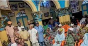 Lagos monarch sacks 6 chiefs for attending LP campaign Chiefs