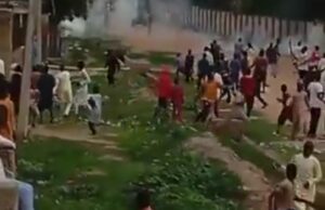 Police, horse riders clash near Bayero University Kano