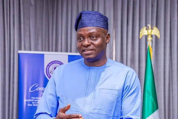 humanitarianMinister