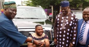 Makinde gifts Ayefele SUV after fire guts radio station Makinde