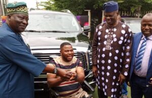 Makinde gifts Ayefele SUV after fire guts radio station Makinde