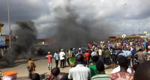 Food vendor burnt to death over blasphemy in Niger