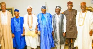 Atiku leads delegation on congratulatory visit to Oba Ladoja